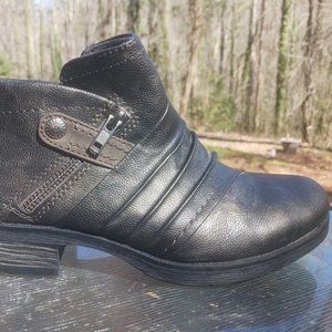 Women's Earth Origins Natalie Faux Leather Ankle Boots Shoes Size 6.5